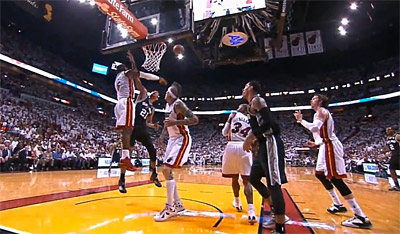 Top 10 : l’énorme poster de Kawhi Leonard, Ray Allen le sauveur du Heat