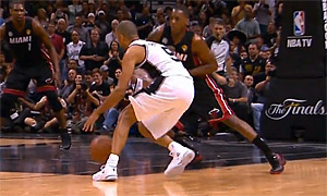 Déchaîné en première période, Tony Parker s’est éteint en deuxième