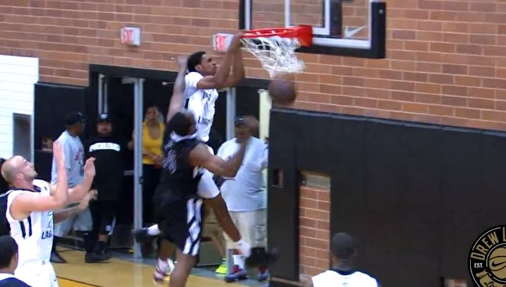 Steven Mallory : après le face sur Kenneth Faried, il postérise Gilbert Arenas