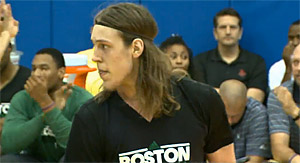 Boston : Kelly Olynyk et Jared Sullinger dans le 5 de départ