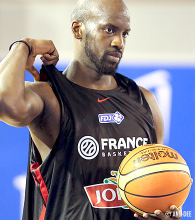 ITW Johan Petro : « On efface tout et on recommence tout à zéro »