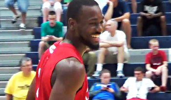 Kemba Walker se balade et plante 35 points en Pro Am League