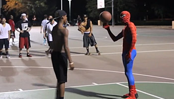 Vidéo : The Professor en mode Spiderman – Part 2