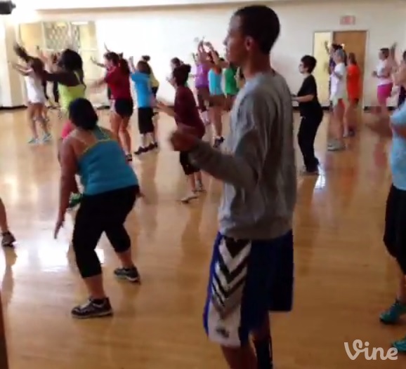 Vidéo : Stephen Curry prend un cours … d’aérobic