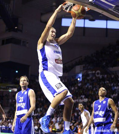 Kim Tillie et Charles Kahudi au repos face à l’Allemagne