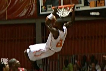 Vidéo : Le Top 10 ultra spectaculaire de l’Afrobasket 2013
