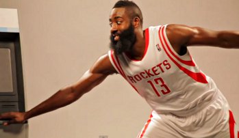 James Harden et Kevin Durant dans une pub avec Andres Iniesta et Iker Casillas