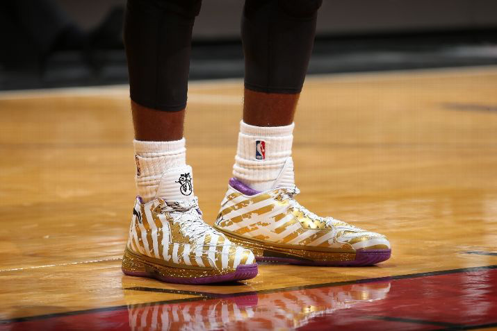 Ekickment : LeBron James, Ray Allen et Dwyane Wade en gold pour la Ceremony Ring