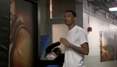 Vidéo : Gerald Green gifle la mascotte des Suns