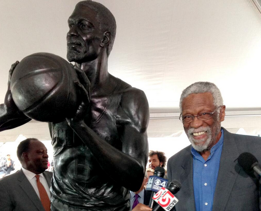 Bill Russell va mieux après son malaise