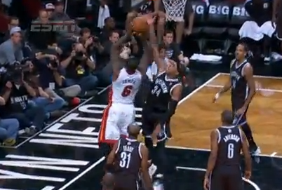 Vidéo : Le contre de Paul Pierce sur LeBron James