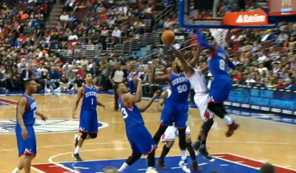 Vidéo : Tony Wroten bashe Derrick Rose