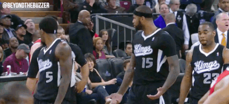 Vidéo : DeMarcus Cousins met un gros vent à JJ Redick