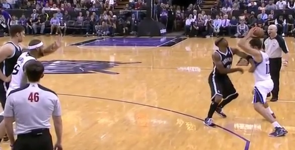 Vidéo : L’énorme flop de Jason Terry contre les Kings