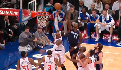 Melo marque dans son propre panier