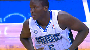 Les Suns battent le Magic malgré Oladipo (38 pts)