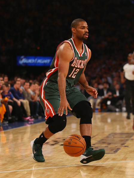 Cinq équipes sur Gary Neal