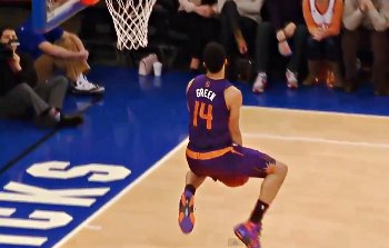 Vidéo : le dunk monumental de Gerald  Green !