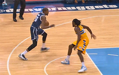 Aïe ! Kevin Durant casse les chevilles de Kenneth Faried