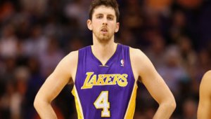 Ryan Kelly devrait rester aux Lakers