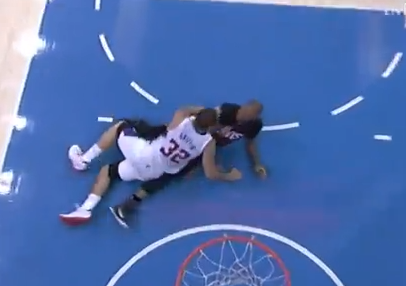 Vidéo : PJ Tucker en colle une à Blake Griffin