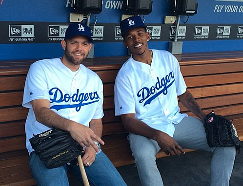 Vidéo : Nick Young pire au baseball qu’au basket