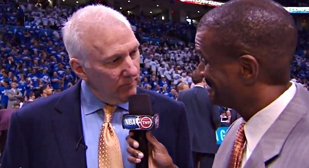 Gregg Popovich ne voit pas l’intérêt des interviews en plein match