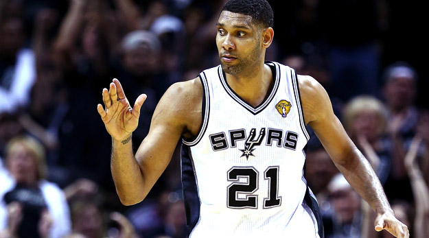 Tim Duncan rempile avec les Spurs !
