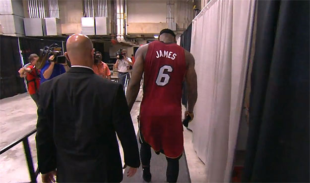 LeBron James : « Ça craint de ne pas être là pour l’équipe »