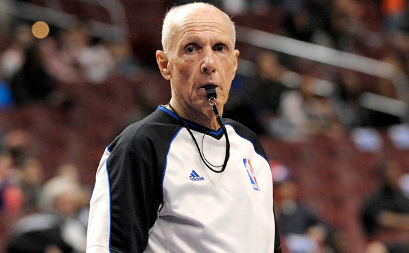 L’arbitre Dick Bavetta tire sa révérence