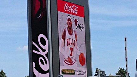 Derrick Rose et Chicago mettent le paquet pour Carmelo