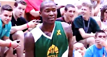 Vidéo : Jamal Crawford a cassé des chevilles tout l’été