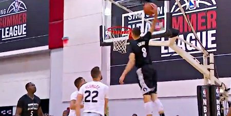 Les Wolves organisent un dunk contest entre Wiggins et LaVine