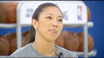 Natalie Nakase, première femme à coacher en NBA ?