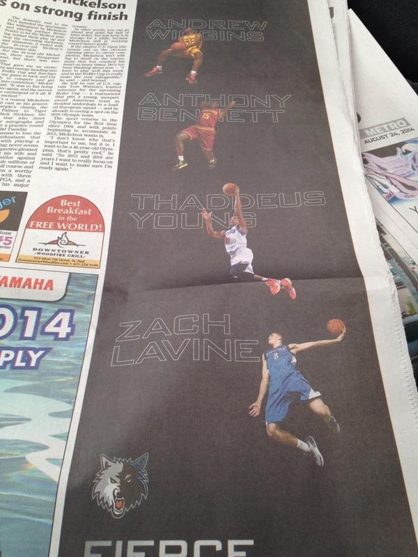 Les Wolves présentent leurs recrues dans un journal