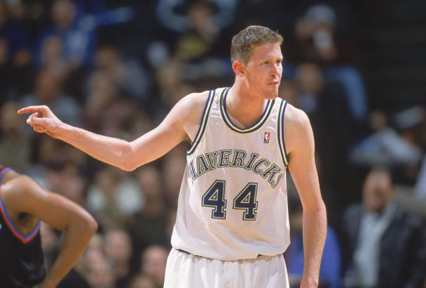 Gloire à la « légende » Shawn Bradley, 45 ans aujourd’hui