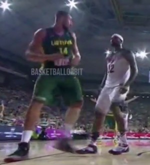 Vidéo : Le coup de pression de DeMarcus Cousins