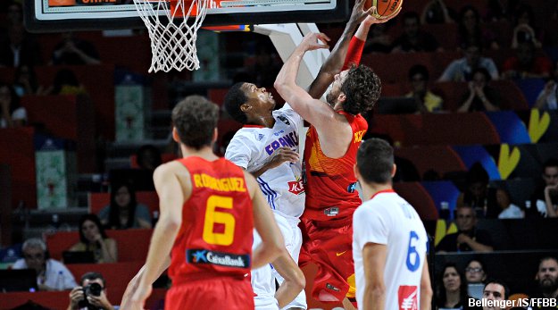 Vidéo : Le Top 5 des deux derniers quarts de finale