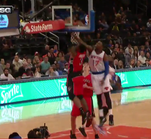Top 10 : Blake Griffin fracasse le cercle, Nate Robinson au buzzer