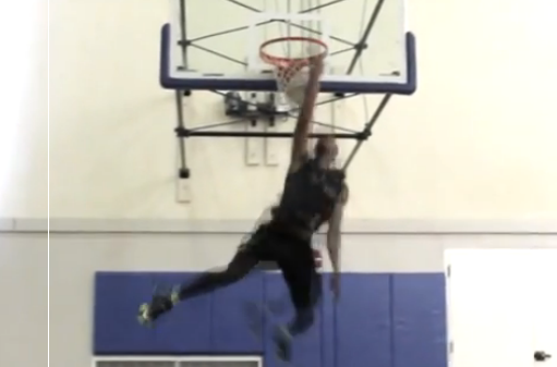 Vidéo : Chris Staples place un énorme Windmill