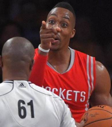 Dwight Howard mis à l’amende pour s’être essuyé le coude sur Matt Barnes