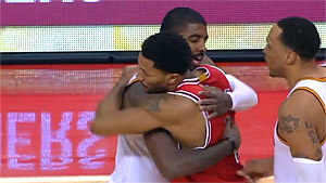 Les Bulls excités par Derrick Rose