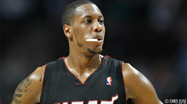 Le Heat offre Mario Chalmers et Chris Andersen