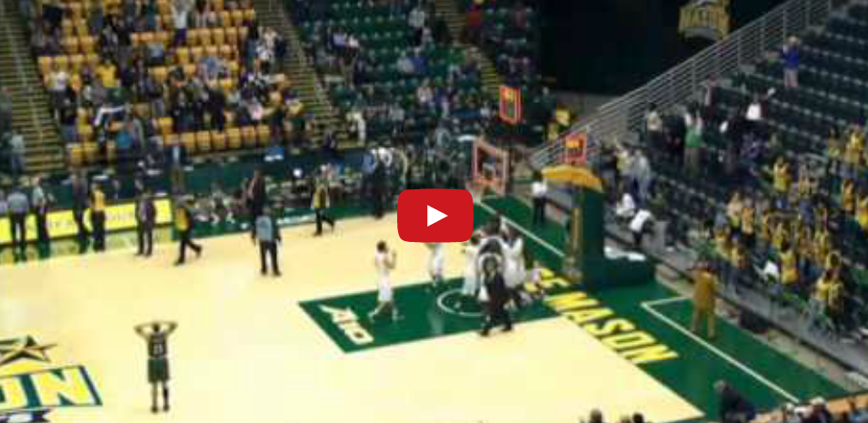 Dingue : Un buzzer beater de 23 mètres !