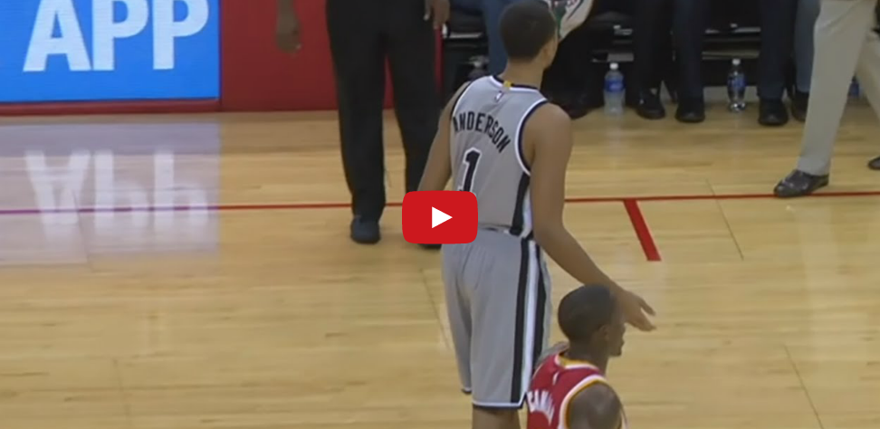 Vidéo : Kyle Anderson se tape l’affiche pour ses débuts NBA