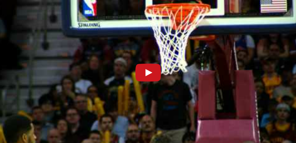 Show : Le duo Kyrie Irving – LeBron James était bouillant