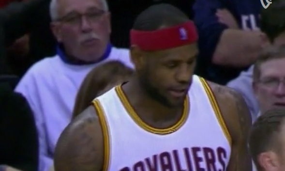 Vine : Quand LeBron James s’agace…