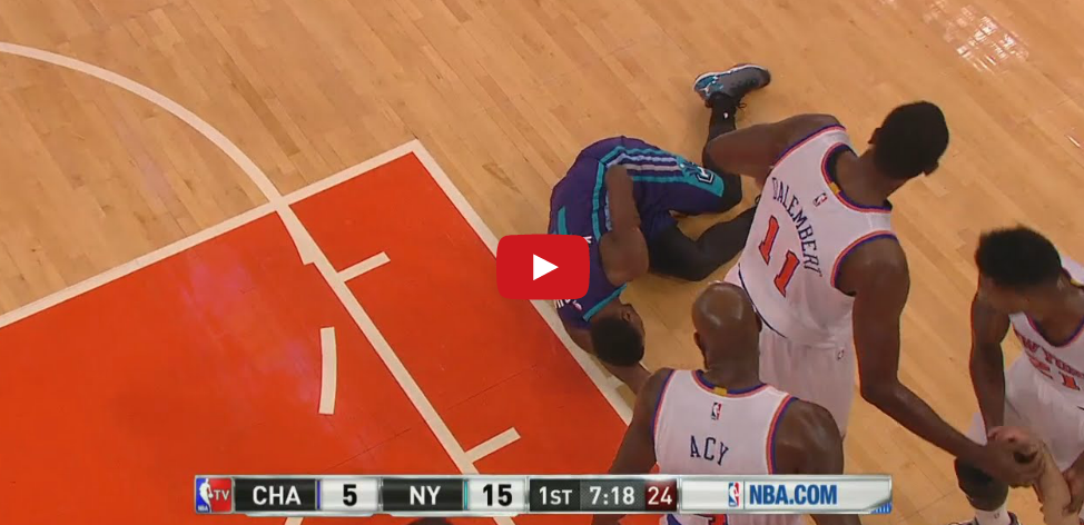 Vidéo : La vilaine chute de Michael Kidd-Gilchrist