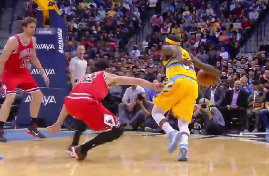 Ankle breaker : Ty Lawson assassine Kirk Hinrich