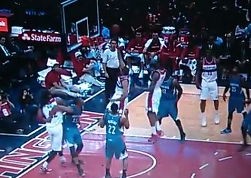 Vieillesse : La claquette dunk ratée d’Andre Miller